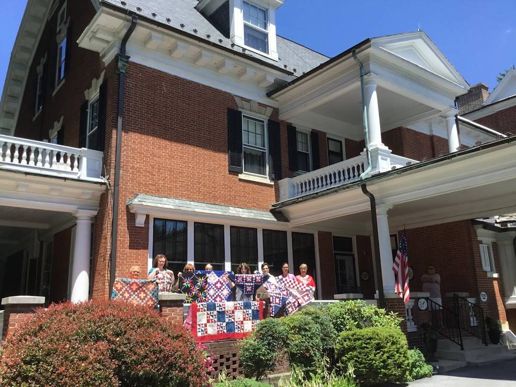 Mercersburg Inn | restaurant | 405 S Main St, Mercersburg, PA 17236, USA | 7173285231 OR +1 717-328-5231