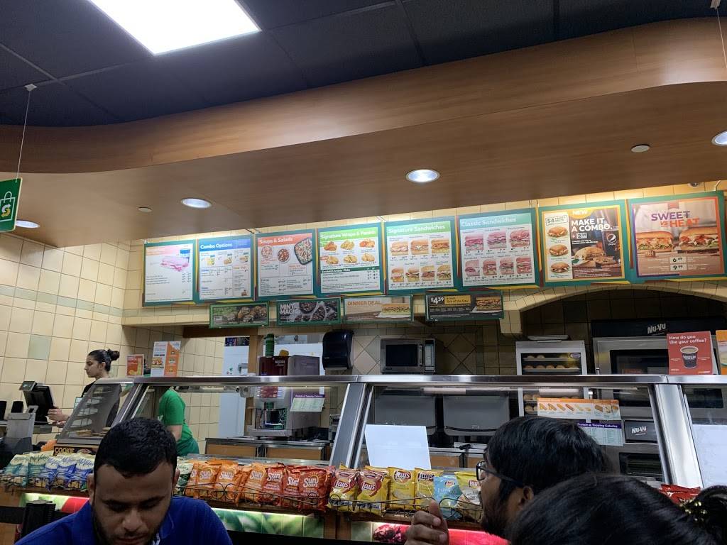 Subway | restaurant | 4380 Wellington Rd S Superstore Mall, Unit 1A, London, ON N6E 2Z6, Canada | 5196813016 OR +1 519-681-3016