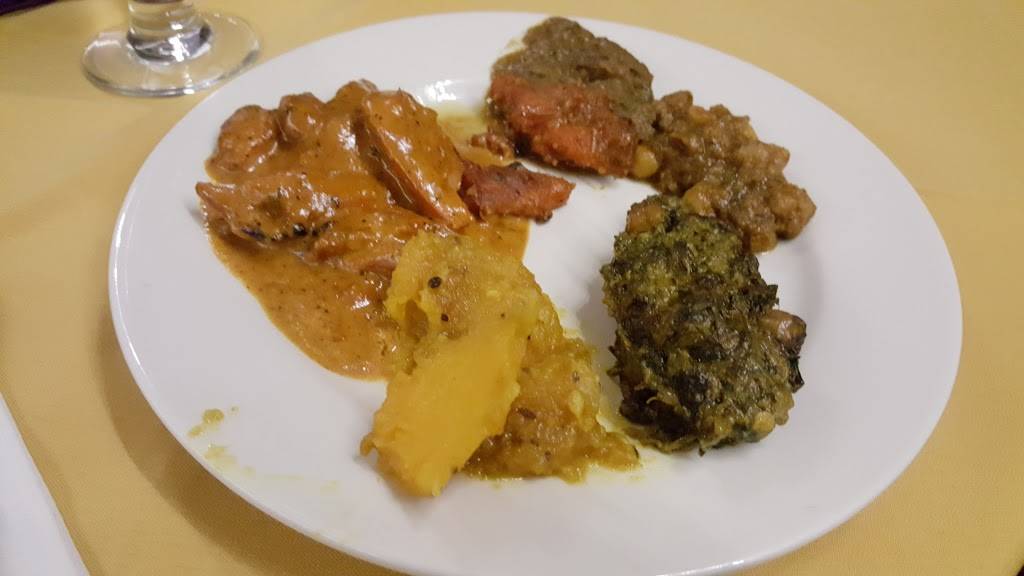 Ekta Indian Cuisine | restaurant | 106 S 40th St, Philadelphia, PA 19104, USA | 2152227122 OR +1 215-222-7122