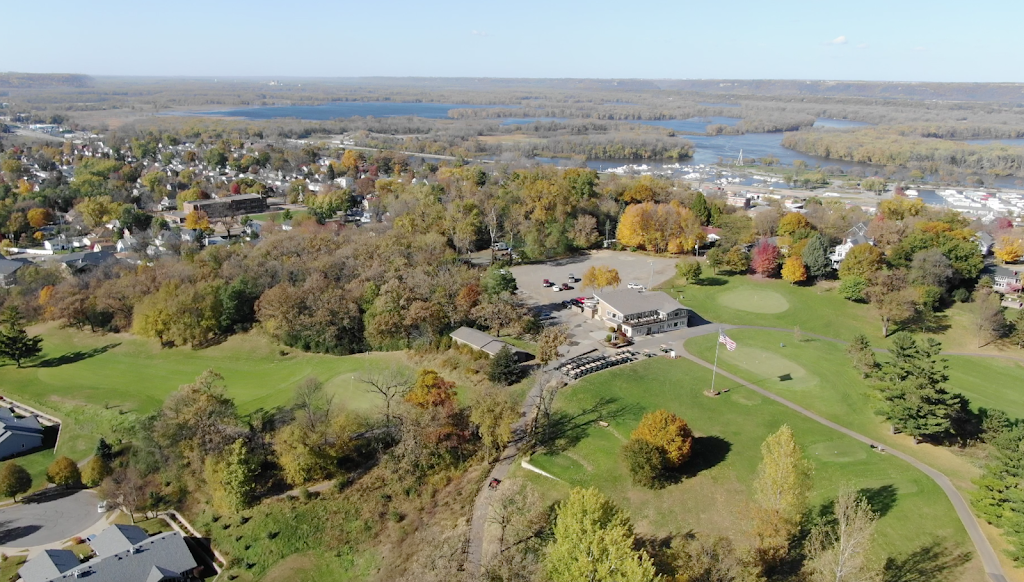 Red Wing Golf Course | restaurant | 1311 W 6th St, Red Wing, MN 55066, USA | 6513889524 OR +1 651-388-9524