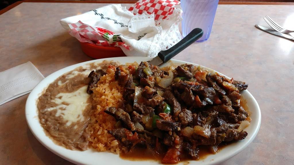 Moms Place | restaurant | 819 S Harlem Ave, Forest Park, IL 60130, USA | 7087716668 OR +1 708-771-6668