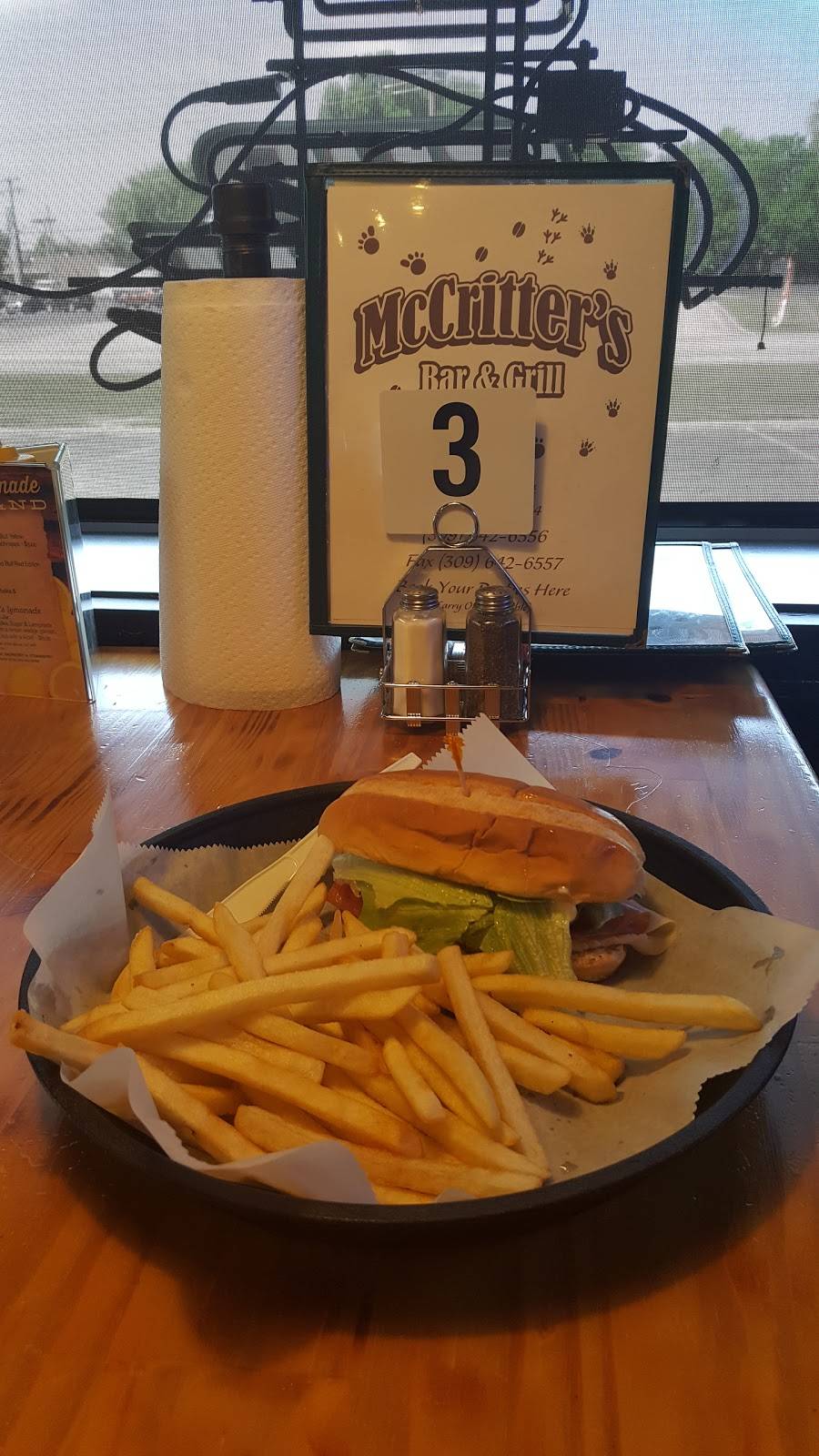 Mccritters | restaurant | 2801 Court St, Pekin, IL 61554, USA | 3096426556 OR +1 309-642-6556