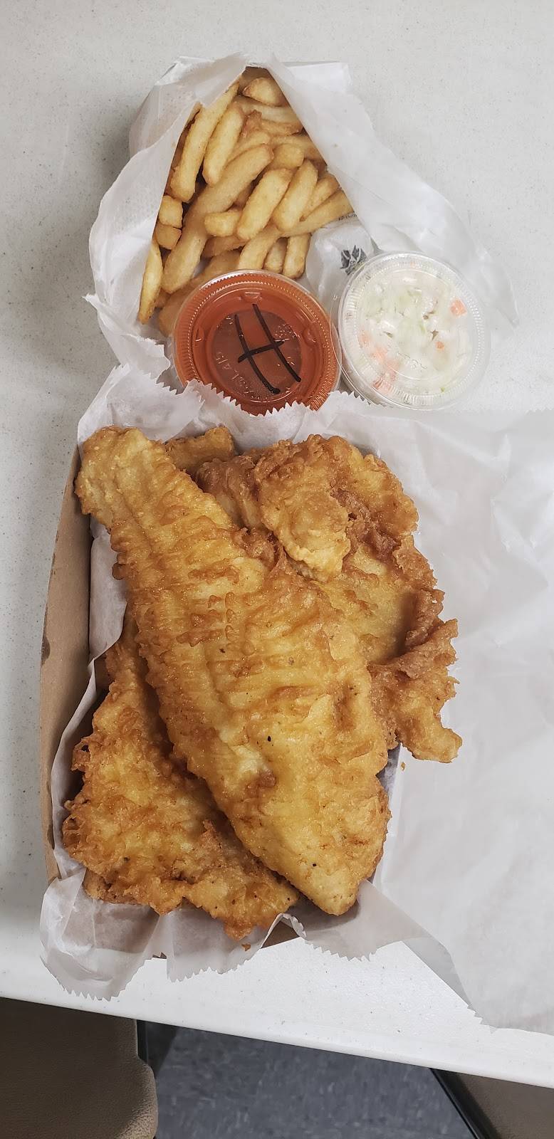 The Shack Shrimp & Chicken | restaurant | 1055 River Oaks Dr, Calumet City, IL 60409, USA | 7089337628 OR +1 708-933-7628