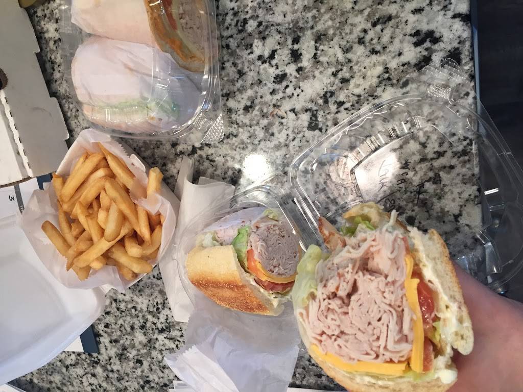 Taneytown Deli & Sandwich Shoppe | restaurant | 807 Frederick Rd, Catonsville, MD 21228, USA | 4107472673 OR +1 410-747-2673