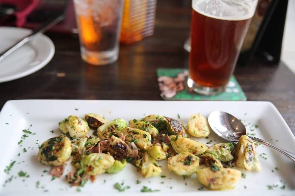 Bottle Inn Riviera | restaurant | 1700 S Catalina Ave, Redondo Beach, CA 90277, USA | 3105436800 OR +1 310-543-6800