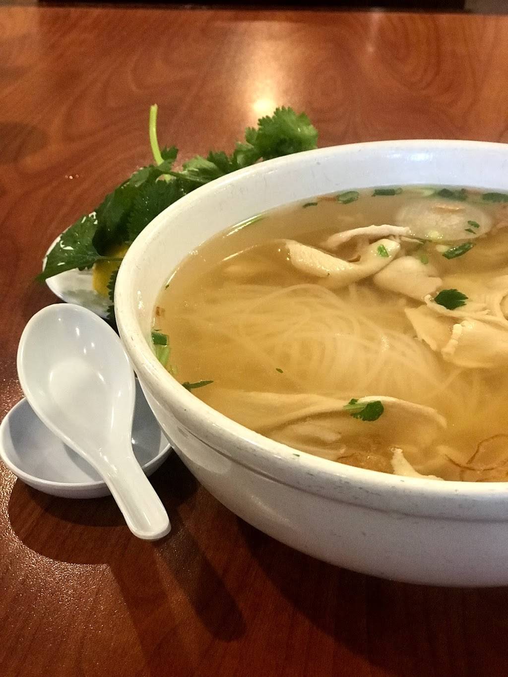 Pho Huynh Hiep | restaurant | 188 Skyline Plaza, Daly City, CA 94015, USA | 4157695788 OR +1 415-769-5788