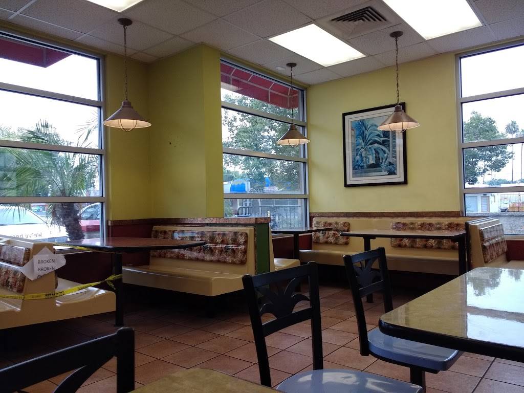 McDonalds | cafe | 445 E Holt Ave, Pomona, CA 91767, USA | 9096239703 OR +1 909-623-9703