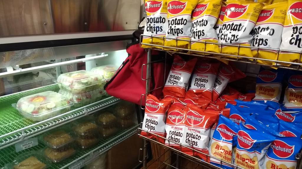 Kipos Roast Beef | restaurant | 117 Water St, Wakefield, MA 01880, USA | 7812461161 OR +1 781-246-1161