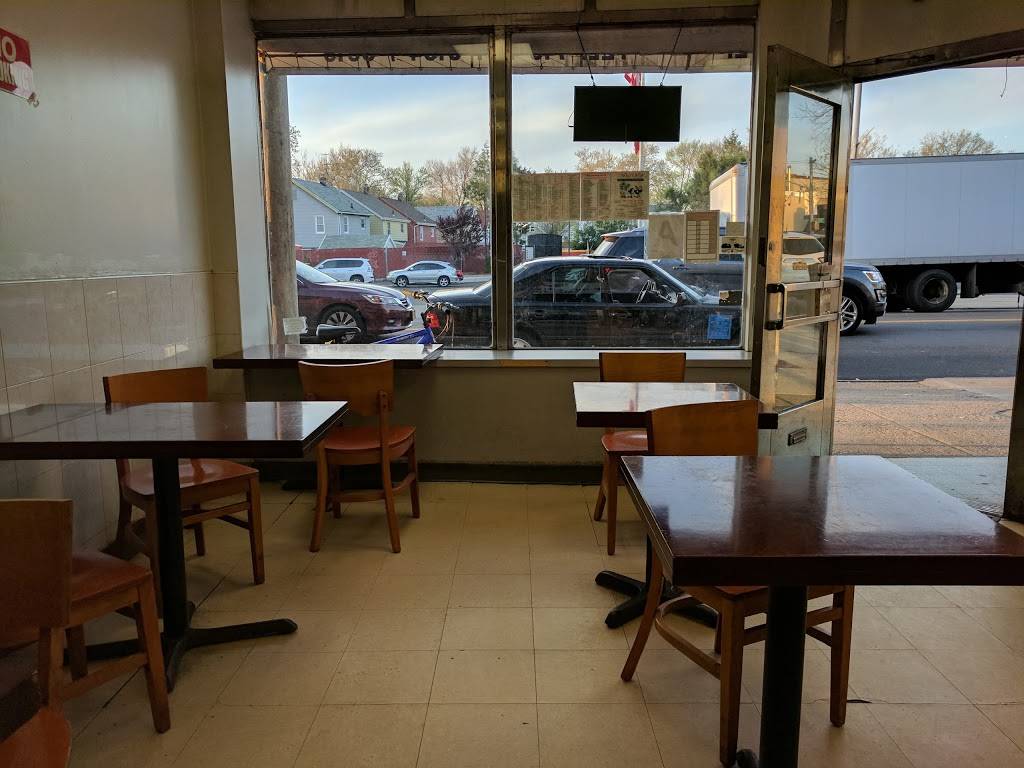 Wing Wah | meal takeaway | 98-12 Metropolitan Ave, Flushing, NY 11375, USA | 7182615154 OR +1 718-261-5154