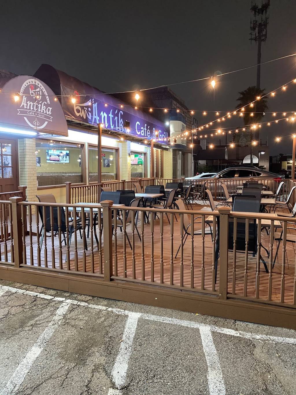 Antika Cafe and Grill | restaurant | 2727 Fondren Rd #4b, Houston, TX 77063, USA | 3462265937 OR +1 346-226-5937