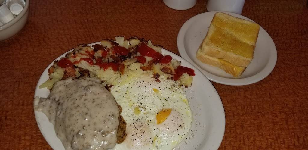 Lunas Family Restaurant | restaurant | 33 W Aurora Rd, Northfield, OH 44067, USA | 3304670282 OR +1 330-467-0282