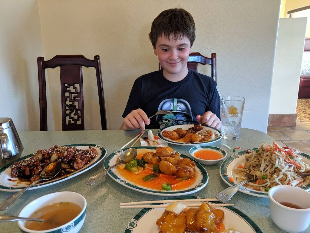 Golden Dragon III | restaurant | 813 W Yelm Ave, Yelm, WA 98597, USA | 3604581112 OR +1 360-458-1112