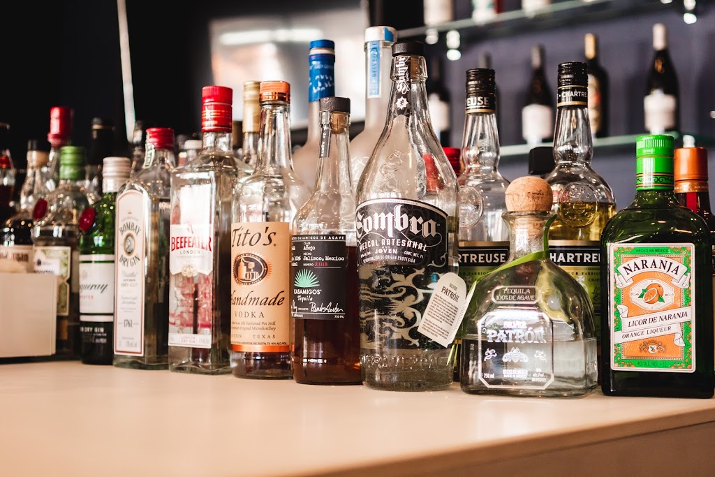 Deco Lounge | restaurant | 607 S Boston Ave, Tulsa, OK 74119, USA | 9189328391 OR +1 918-932-8391