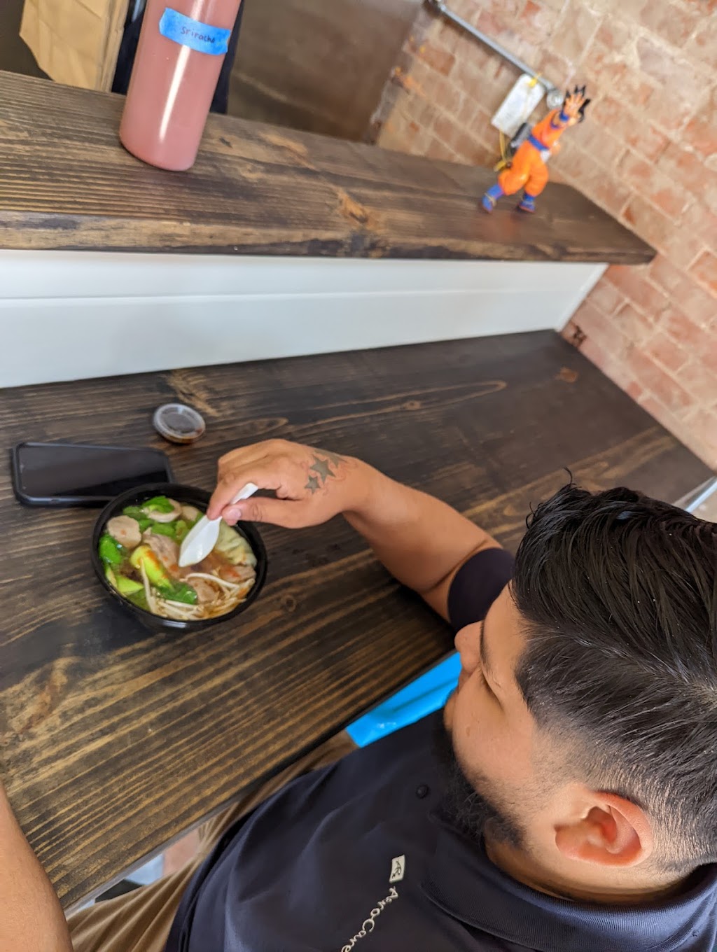 Dragon Bowl C Noodle Bar | restaurant | 118 Simonton St, Conroe, TX 77301, USA | 8322397503 OR +1 832-239-7503