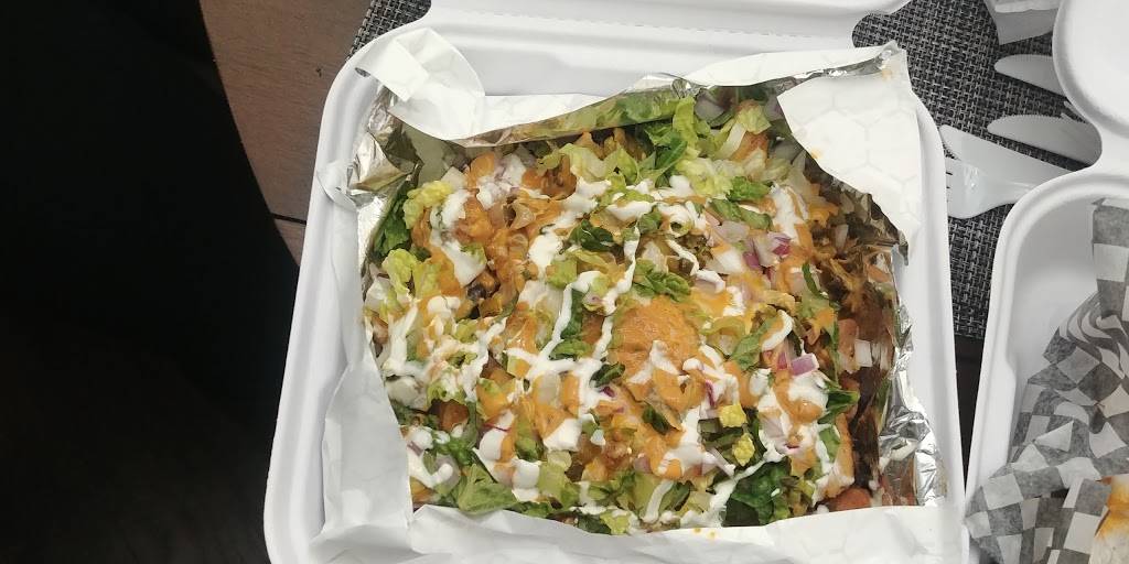 Gourmet 2 Go | restaurant | 6082 Tecumseh Rd E, Windsor, ON N8T 1E3, Canada | 5199159989 OR +1 519-915-9989