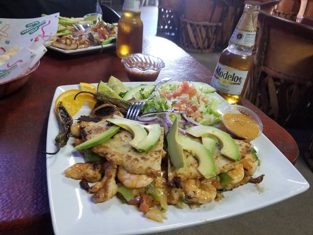 Mariscos El Efectibo | restaurant | 1821 S Chester Ave, Bakersfield, CA 93304, USA | 6615565004 OR +1 661-556-5004