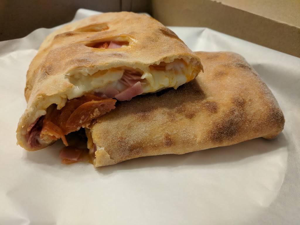 Dough Boys NY Style Pizzeria | restaurant | 2696 Beaver Run Blvd # E, Myrtle Beach, SC 29575, USA | 8436509949 OR +1 843-650-9949