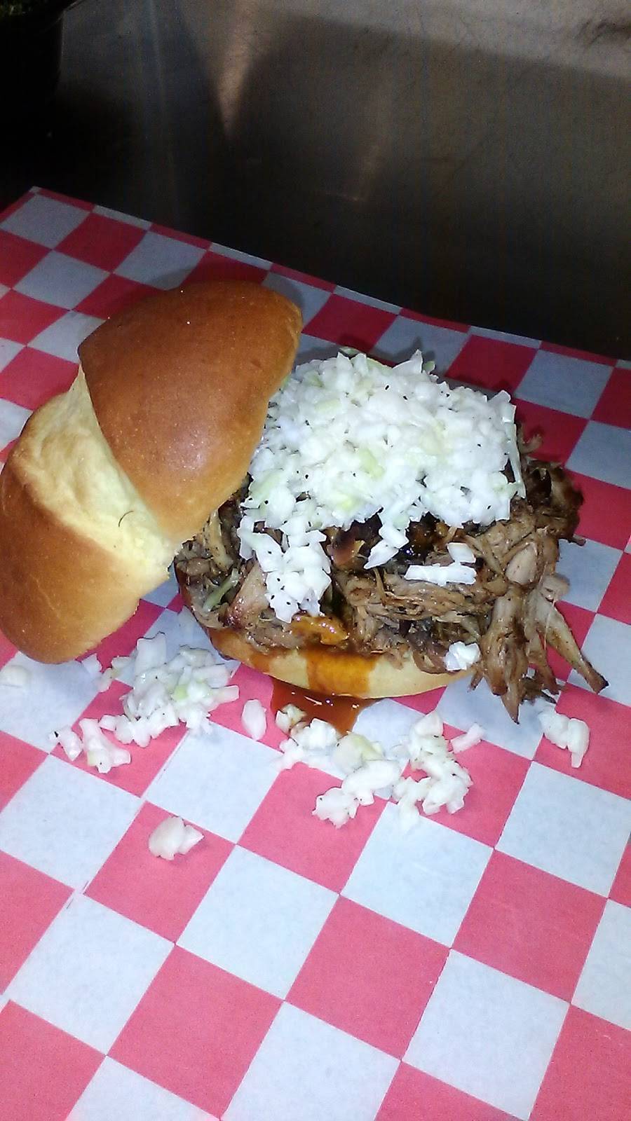 Friendly Billiards | restaurant | 1037 Camden Ave, Rock Hill, SC 29732, USA | 8033290500 OR +1 803-329-0500