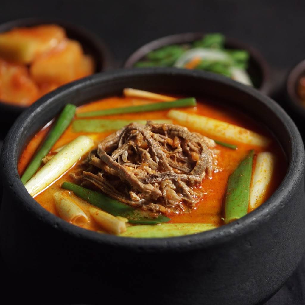 Yuk Dae Jang | restaurant | 3033 W 6th St, Los Angeles, CA 90020, USA | 2133521331 OR +1 213-352-1331