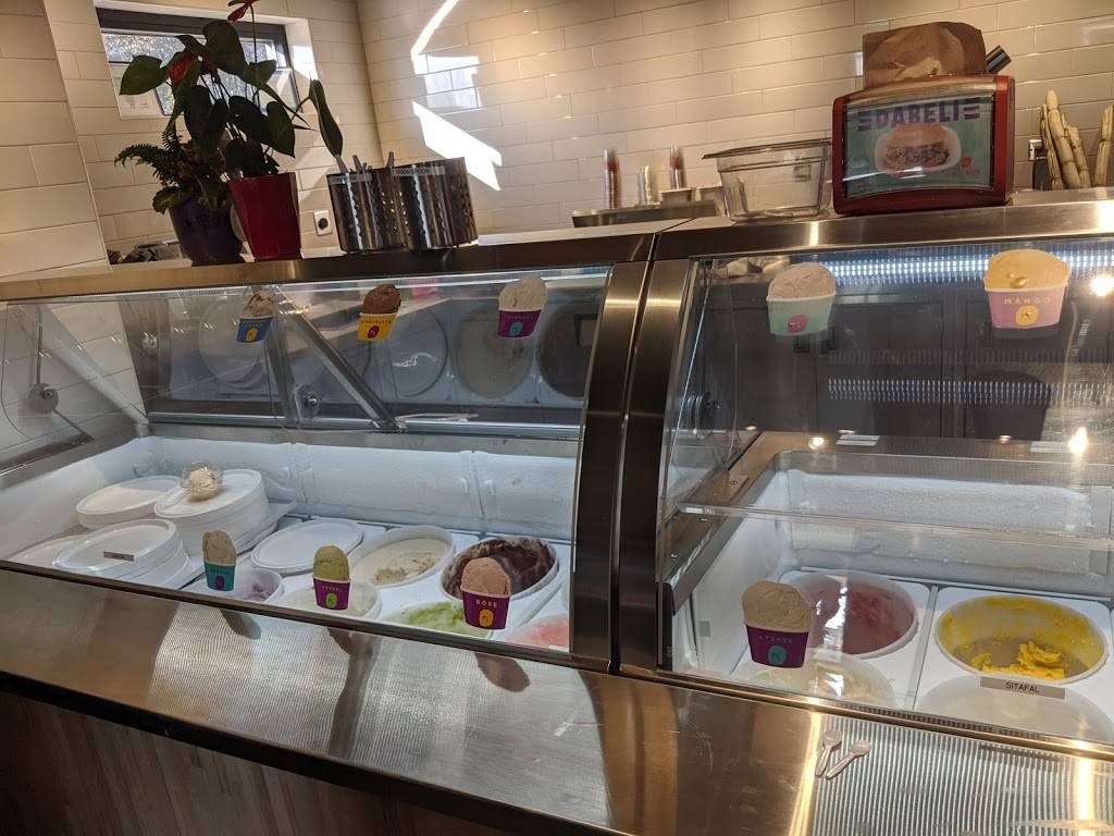 NeeHees Indian Vegetarian Street Food | meal takeaway | 1850 W Army Trail Rd, Hanover Park, IL 60133, USA | 6308552050 OR +1 630-855-2050