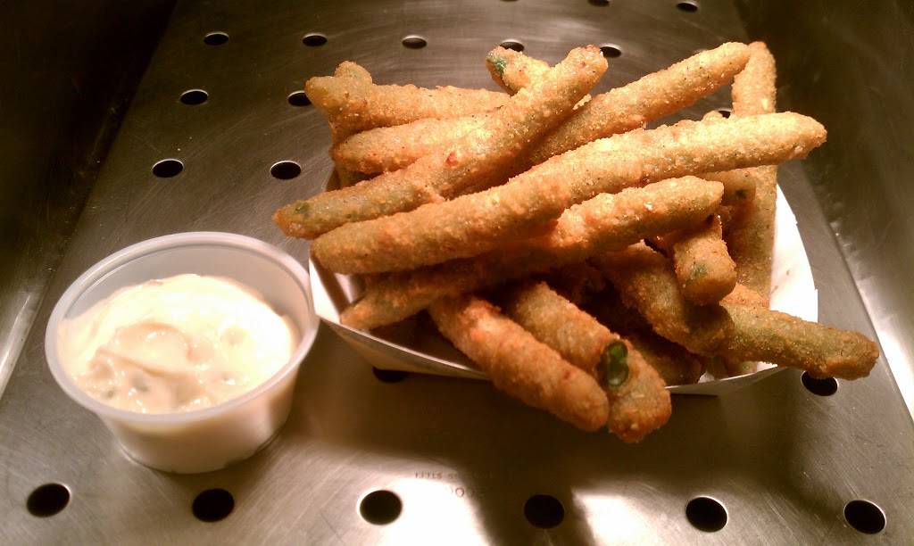 Shepards Drive-In | restaurant | 238 Ripon Rd, Berlin, WI 54923, USA | 9203612171 OR +1 920-361-2171