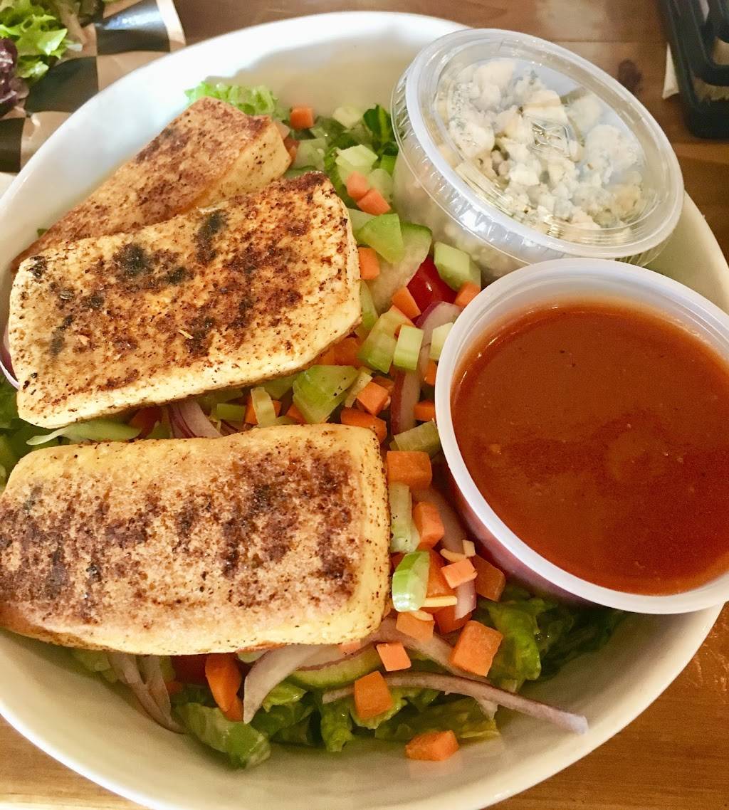 Lolas Cafe New Paltz | restaurant | 1520, 49 Main St, New Paltz, NY 12561, USA | 8452556555 OR +1 845-255-6555