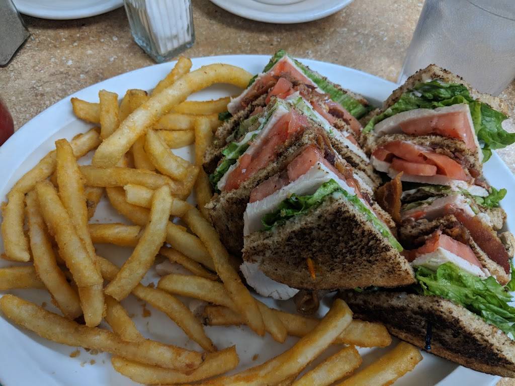 American Table Family Restaurant | restaurant | 846 S Wheeling St, Oregon, OH 43616, USA | 4196907230 OR +1 419-690-7230