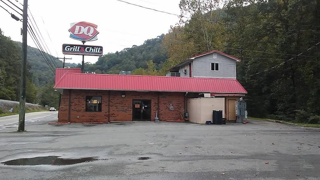 Dairy Queen | restaurant | 261 Black Eagle Rd, Mullens, WV 25882, USA | 3042947352 OR +1 304-294-7352