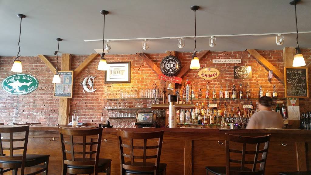 Eddies Roadhouse | restaurant | 18 Main St, Warwick, NY 10990, USA | 8459867623 OR +1 845-986-7623