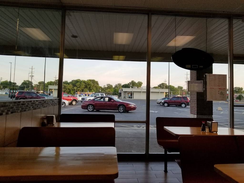 First Wok | restaurant | 2570 Wabash Ave, Terre Haute, IN 47803, USA | 8122323898 OR +1 812-232-3898