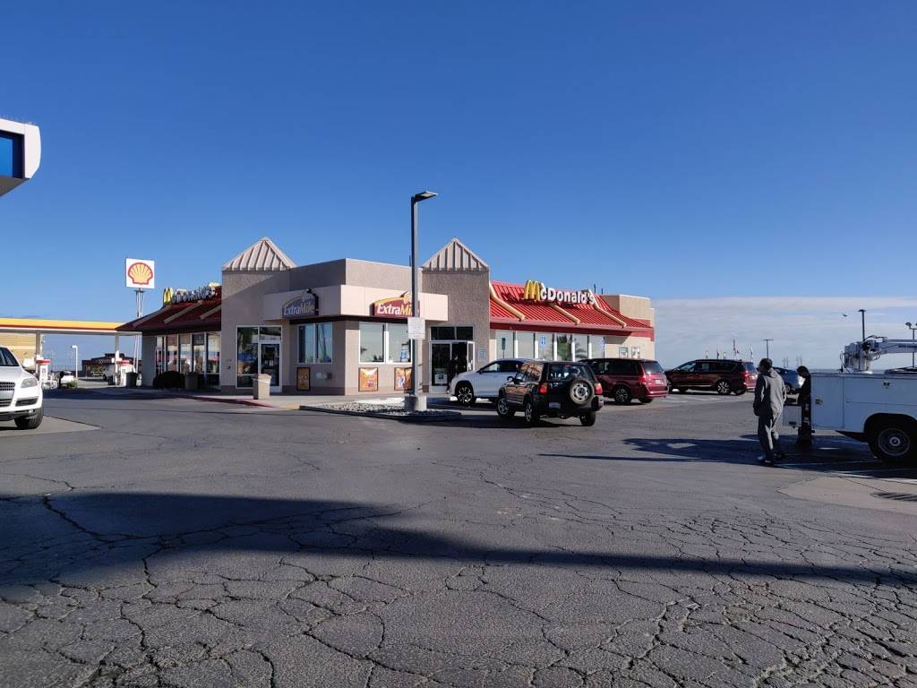 McDonalds | cafe | 27513 Ward Dr, Kettleman City, CA 93239, USA | 5593860406 OR +1 559-386-0406