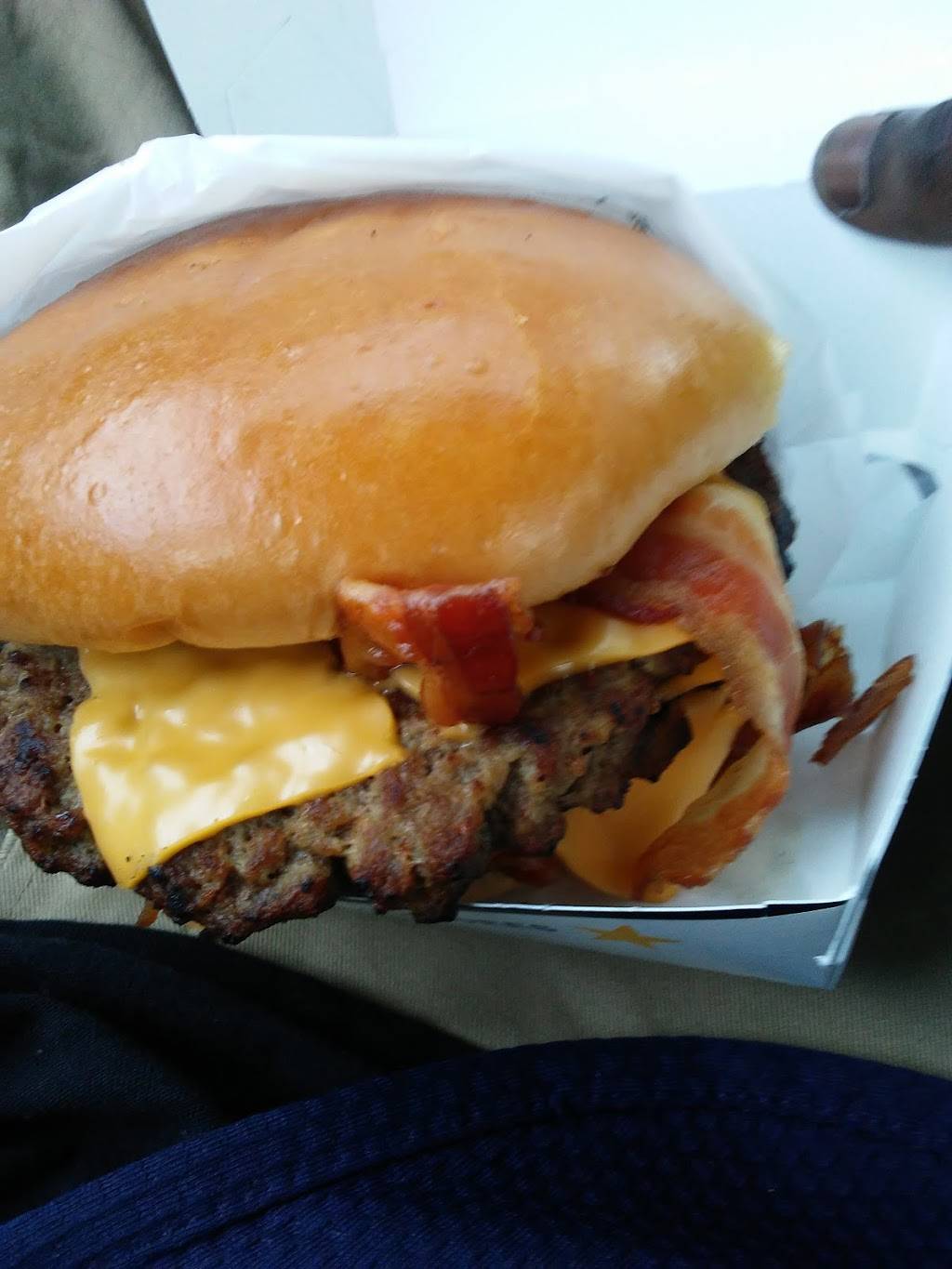 Hardees | restaurant | 2217 S Edwin C Moses Blvd, Dayton, OH 45417, USA | 9372225274 OR +1 937-222-5274