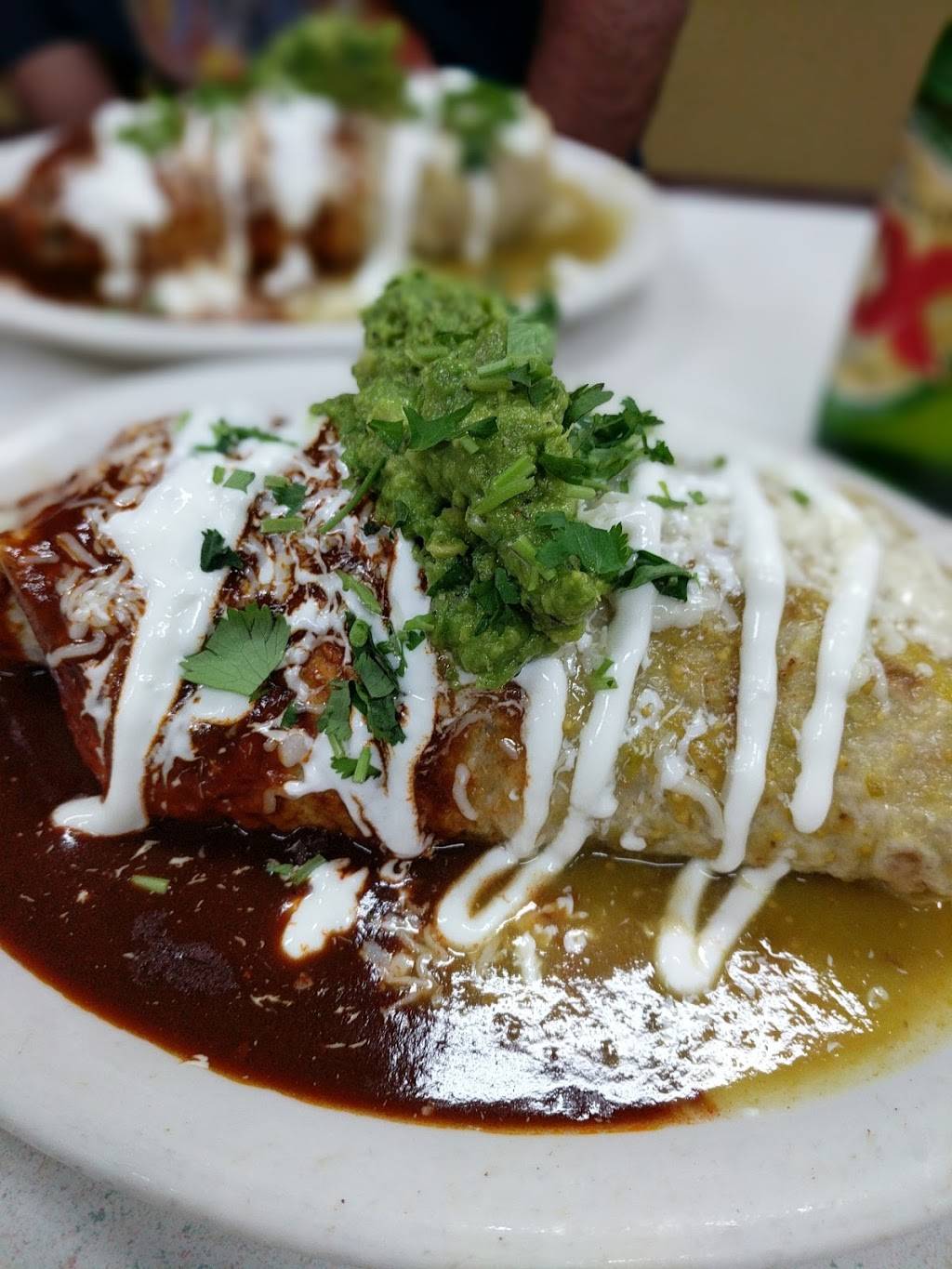 Cielito Lindo | restaurant | 1130 E Clark Ave, Santa Maria, CA 93455, USA | 8059387958 OR +1 805-938-7958