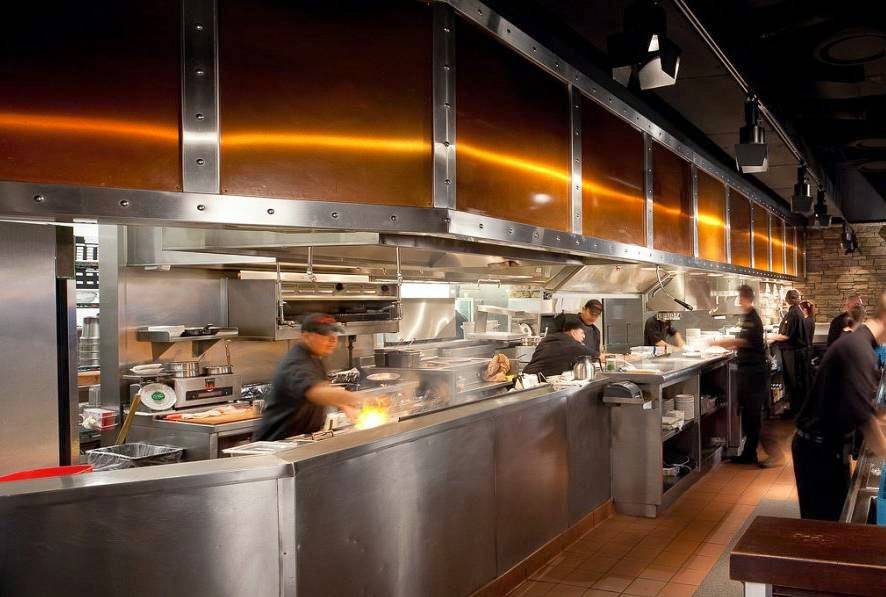 Charlestons Restaurant | restaurant | 1623 S Stapley Dr, Mesa, AZ 85204, USA | 4806359500 OR +1 480-635-9500