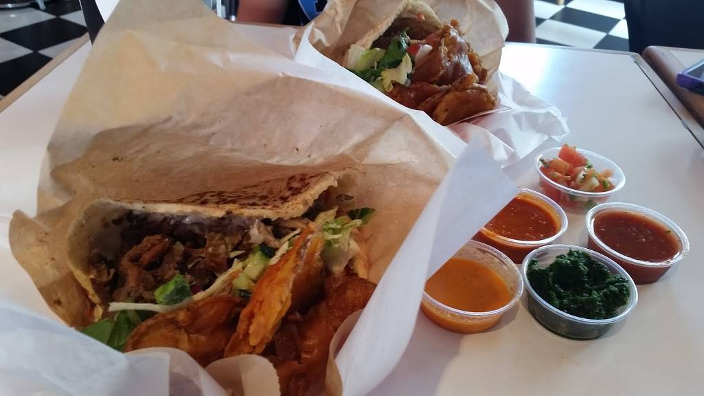 Falafel King Inc | restaurant | 1010 Broxton Ave, Los Angeles, CA 90024, USA | 3102084444 OR +1 310-208-4444