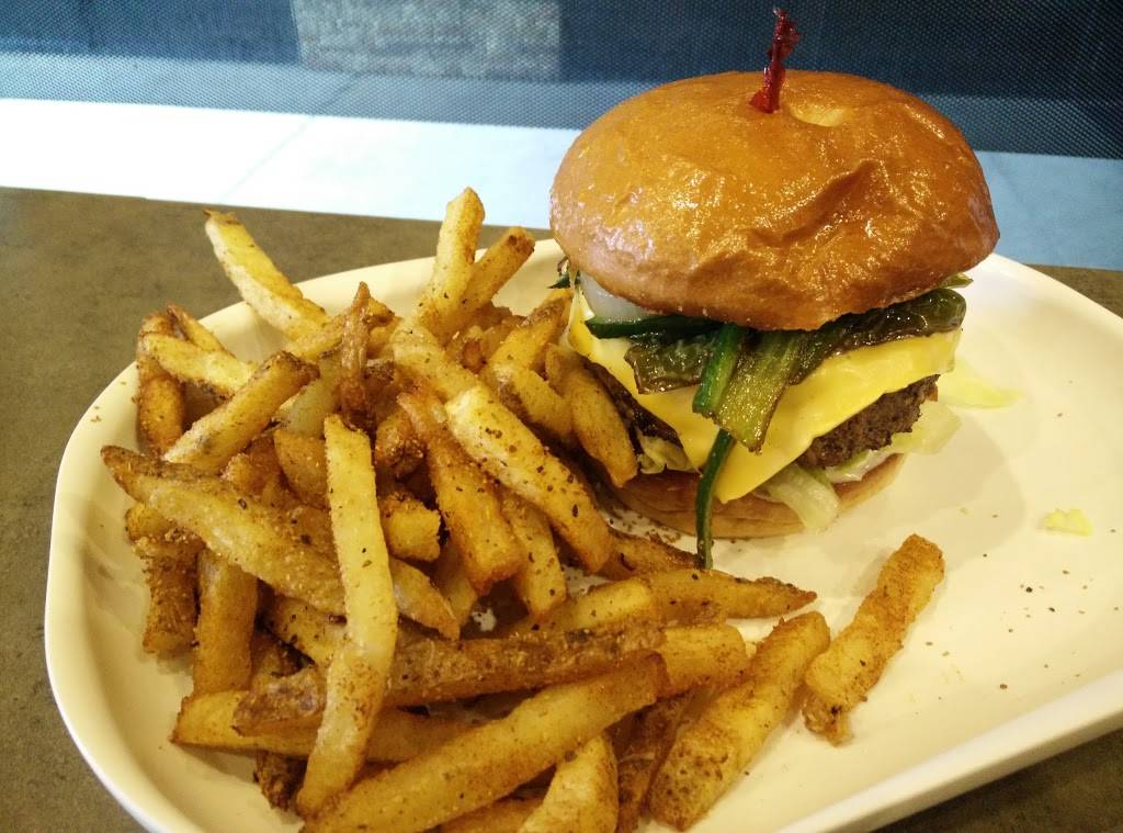 Simply Burgers & More | restaurant | 2500 NE Green Oaks Blvd, Arlington, TX 76006, USA | 8177959188 OR +1 817-795-9188