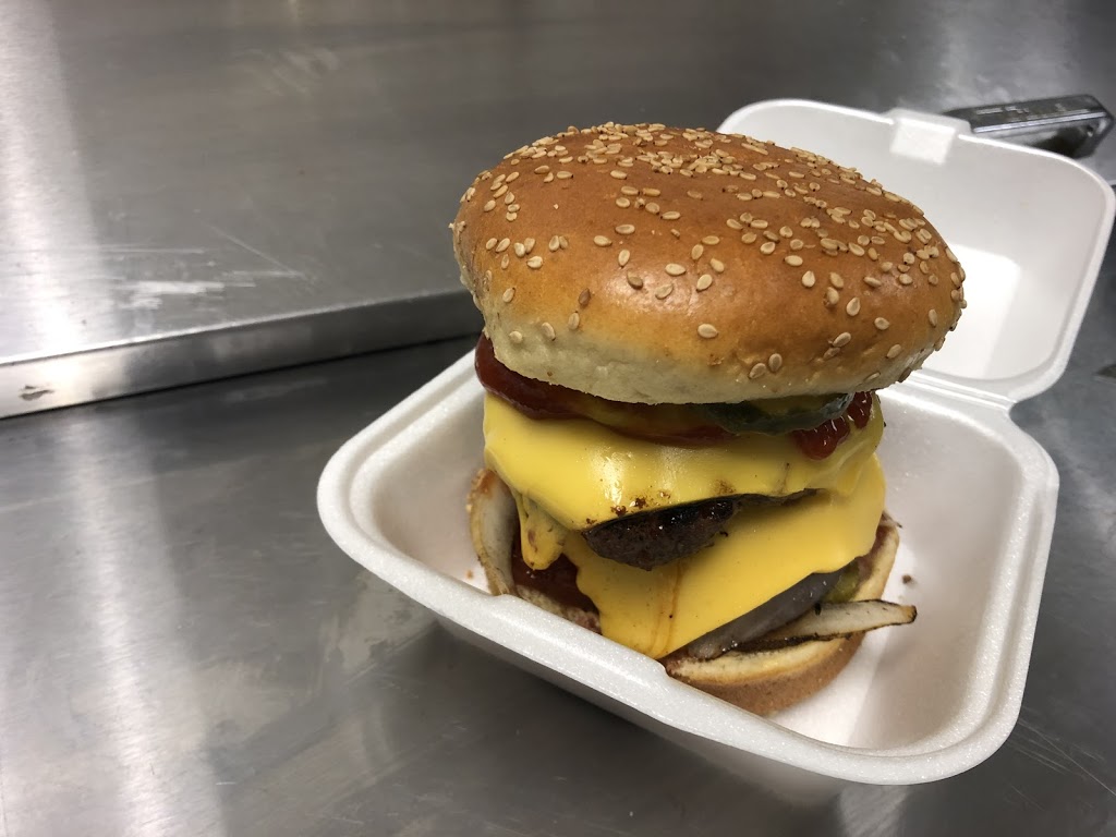 Gulf Gas Station | restaurant | 330 N Main St, Seneca, IL 61360, USA | 8157696000 OR +1 815-769-6000