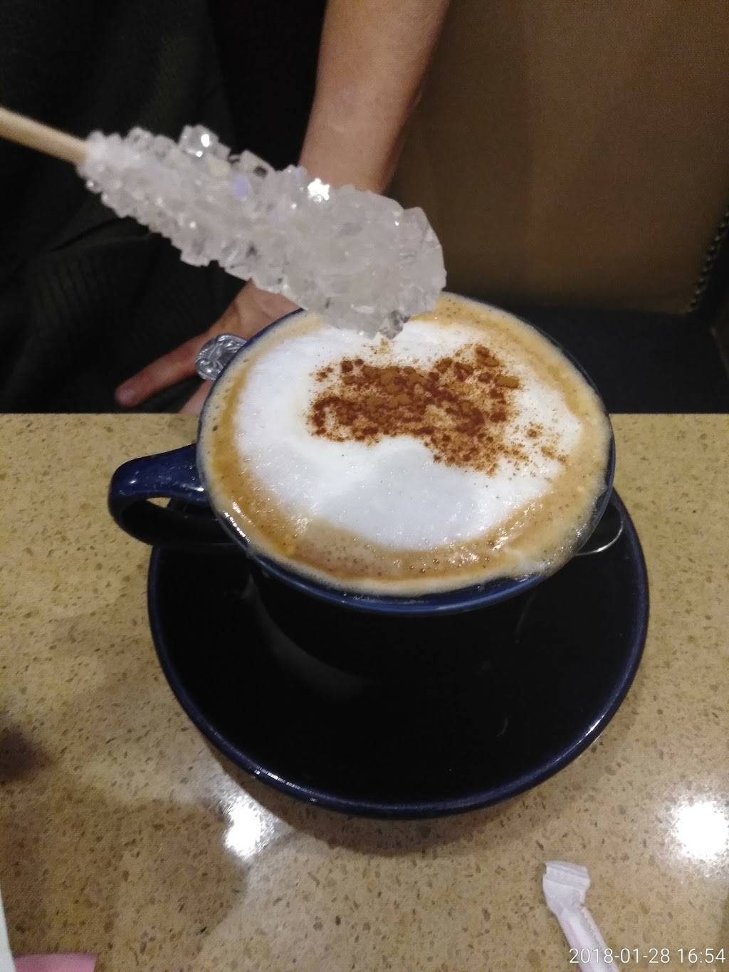 Nautilus Diner | restaurant | 5523 Merrick Rd, Massapequa, NY 11758, USA | 5167995880 OR +1 516-799-5880