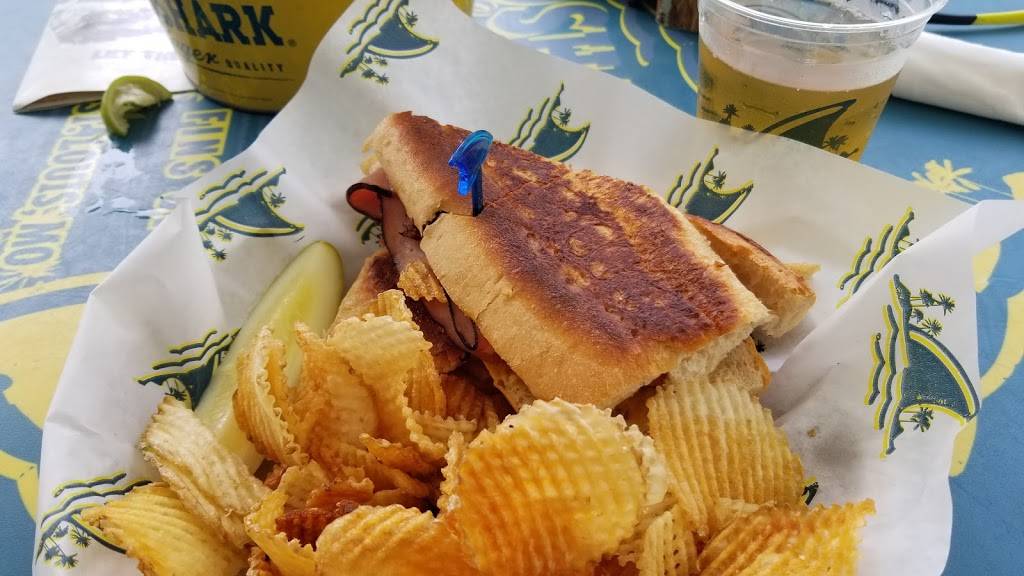 LandShark Bar & Grill | restaurant | 1111 N Ocean Dr, Hollywood, FL 33019, USA | 8445625625 OR +1 844-562-5625