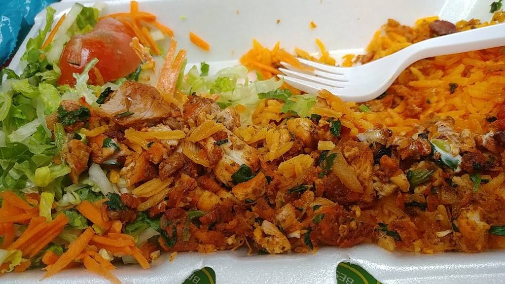 Mia Halal Food | restaurant | 105-07 Cross Bay Blvd, Ozone Park, NY 11417, USA | 7183743902 OR +1 718-374-3902