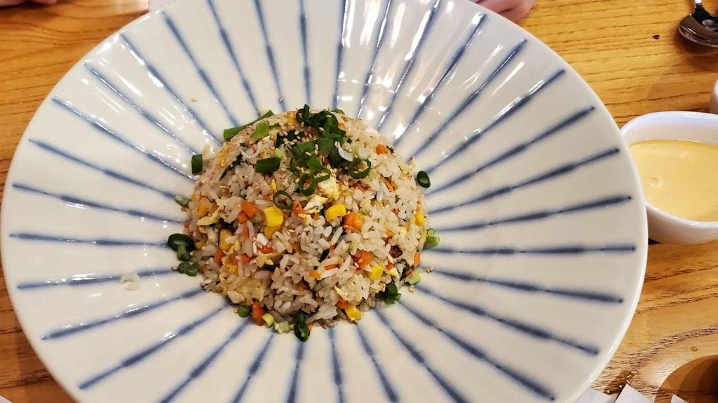 Noori Chicken | restaurant | 2321 E Beltline Ave NE Ste F, Grand Rapids Charter Township, MI 49525, USA | 6168053939 OR +1 616-805-3939