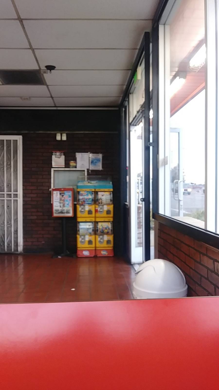 Louisiana Fried Chicken | restaurant | 734 W Alondra Blvd, Compton, CA 90220, USA | 3107642110 OR +1 310-764-2110