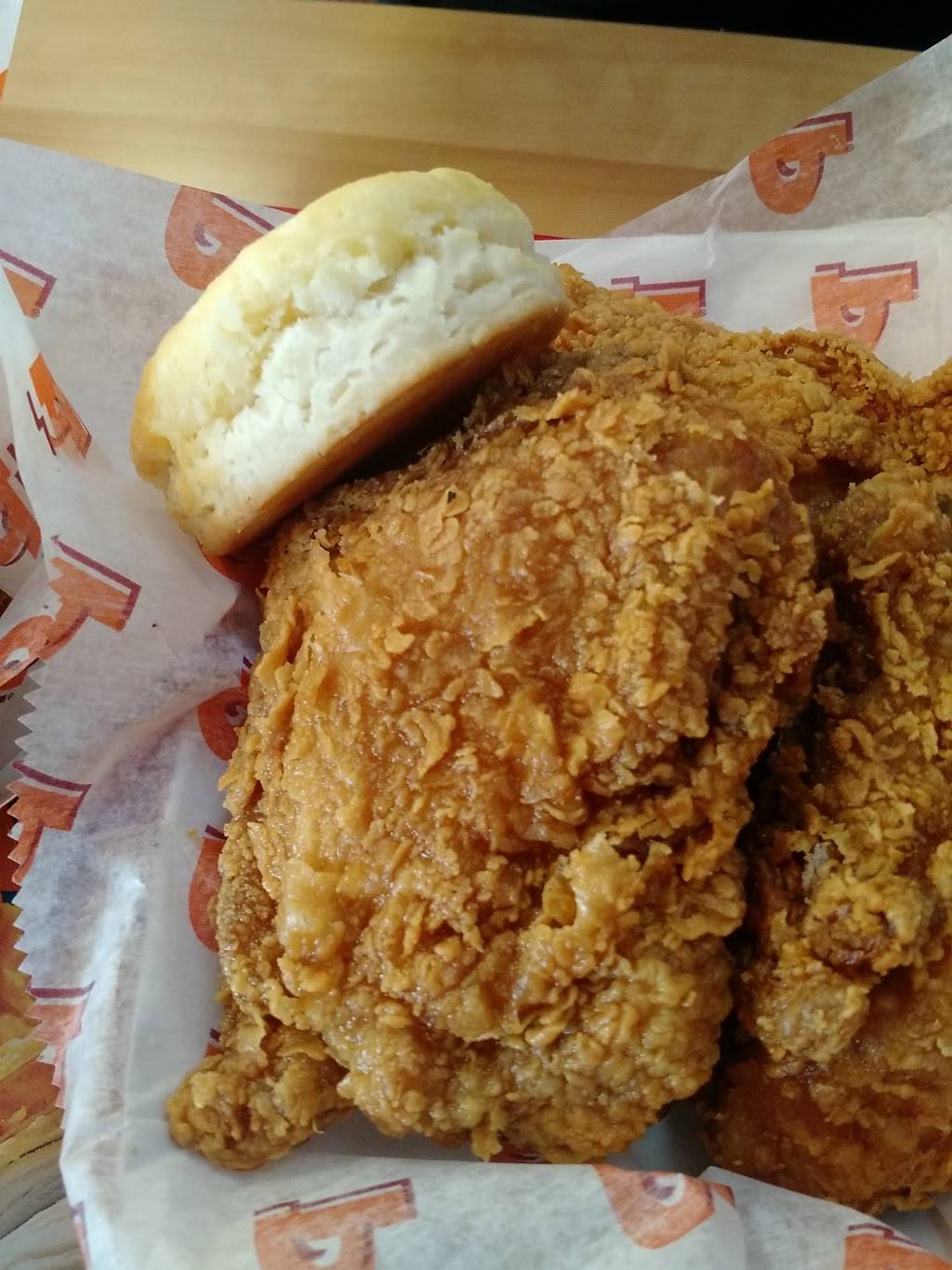 Popeyes Louisiana Kitchen | restaurant | 3317 Bardstown Rd, Louisville, KY 40218, USA | 5024593770 OR +1 502-459-3770