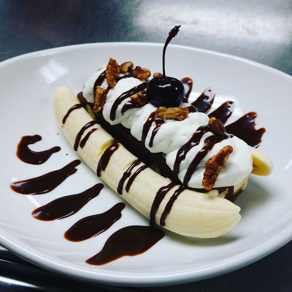 Chucks Fish Mobile | restaurant | 551 Dauphin St, Mobile, AL 36602, USA | 2512197051 OR +1 251-219-7051