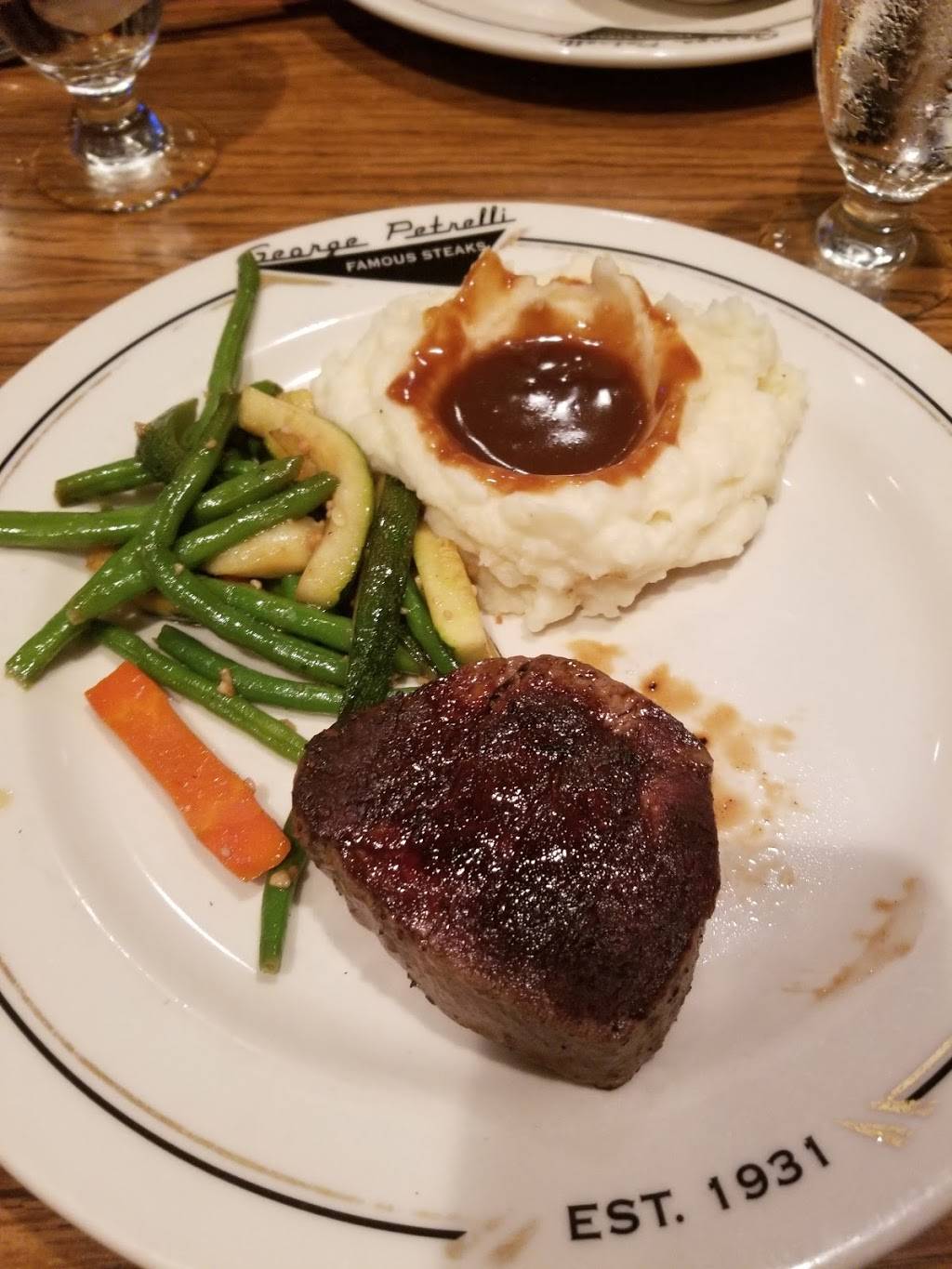 George Petrelli Steak House | restaurant | 5615 Sepulveda Blvd, Culver City, CA 90230, USA | 3103971438 OR +1 310-397-1438