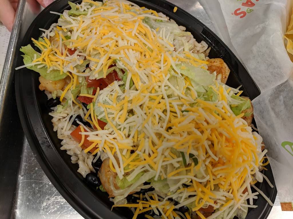Salsaritas Fresh Mexican Grill | restaurant | 1033 Roberts Branch Pkwy Suite 101, Columbia, SC 29203, USA | 8039992449 OR +1 803-999-2449