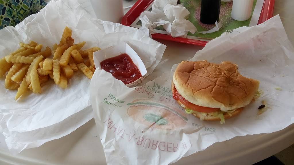 What-A-Burger | restaurant | 1510 N Cannon Blvd, Kannapolis, NC 28083, USA | 7049329051 OR +1 704-932-9051