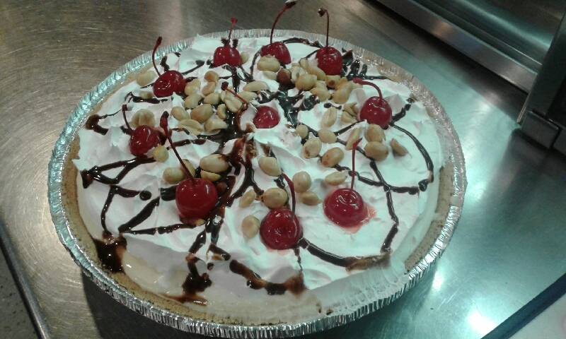 Michaels Family Restaurant | restaurant | 46781 Jefferson Ave, New Baltimore, MI 48047, USA | 5869496888 OR +1 586-949-6888