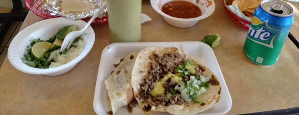 Tacos Sarandeados Juanito | restaurant | 4200 W Jefferson Blvd, Dallas, TX 75211, USA | 2143338980 OR +1 214-333-8980