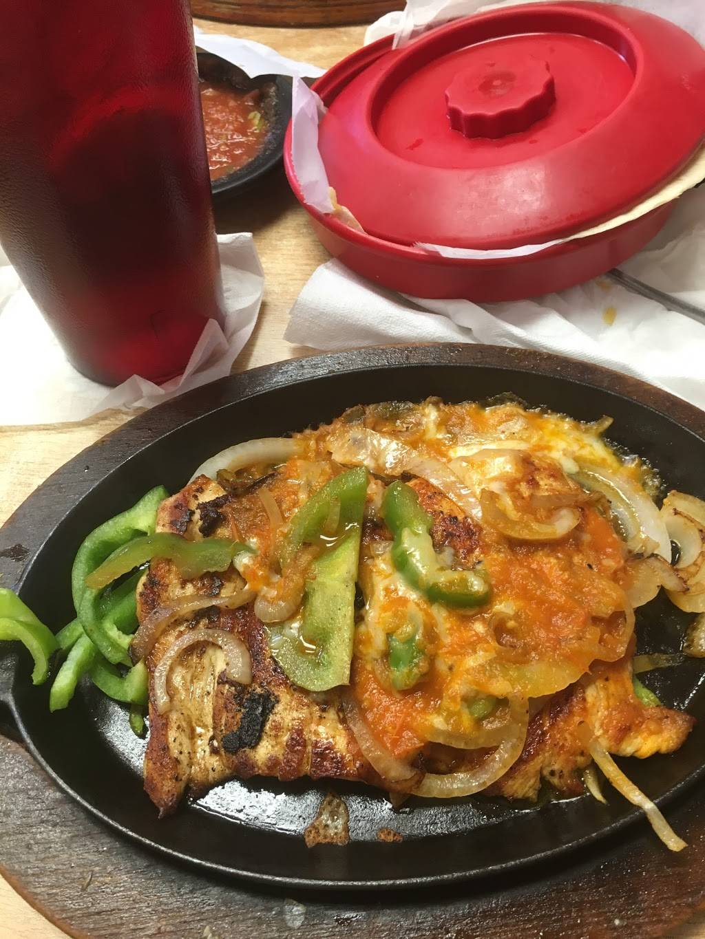 Bandera Jalisco | restaurant | 1117 Bandera Rd, San Antonio, TX 78228, USA | 2104388226 OR +1 210-438-8226